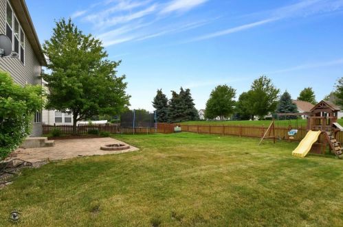 1011 Butterfield Cir, Joliet IL 60404-8148 exterior