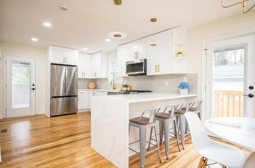 1430 Centra Villa Dr, Atlanta GA  30311-3426 exterior