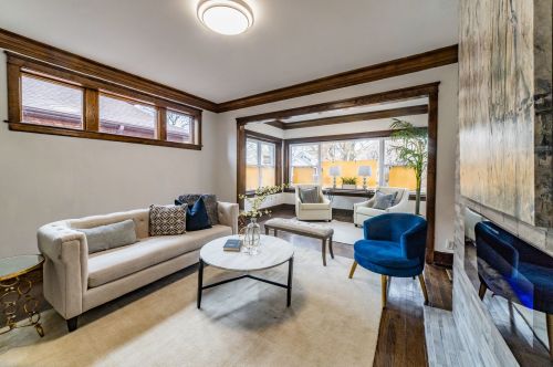 7225 Bennett Ave, Chicago IL  60649-2905 exterior