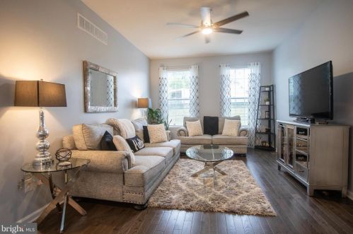 1012 Johnson St, Philadelphia PA  19138-1015 exterior