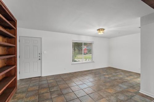 8201 Easter Cv, Austin TX  78757-7802 exterior