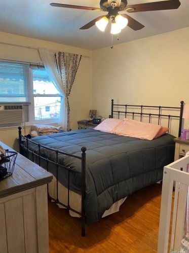 246 Brinsmade Ave, Bronx NY 10465-3203 exterior