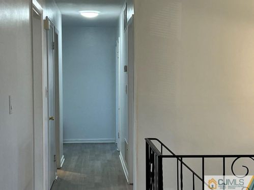 7 Hallo St, Edison NJ exterior