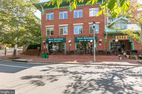 1801 Commonwealth Ave, Alexandria VA 22301-1403 exterior