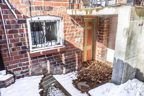 3010 Virginia Ave, Saint Louis MO 63111-1729 exterior