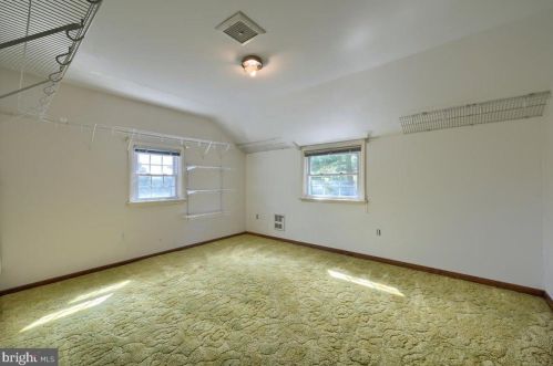 752 Nyes Rd, Hummelstown PA 17036-8688 exterior