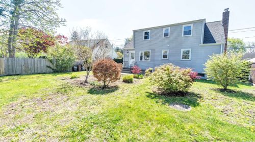 23 17th St, Huntington Station NY  11746-2912 exterior