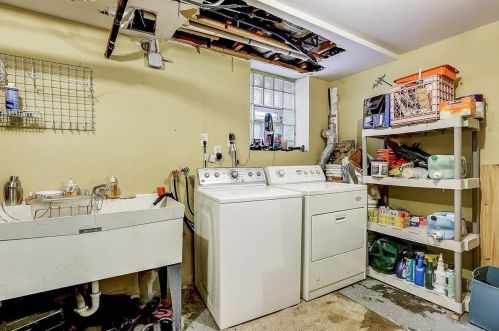 4017 Springfield Ave, Chicago IL 60618-1916 exterior