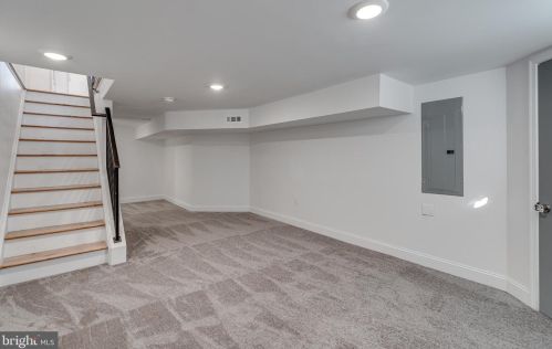 1009 Greenwich St, Philadelphia PA 19147-6409 exterior