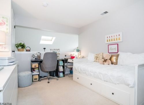 21 Pelican Pt, Fredon NJ 07860-2801 exterior