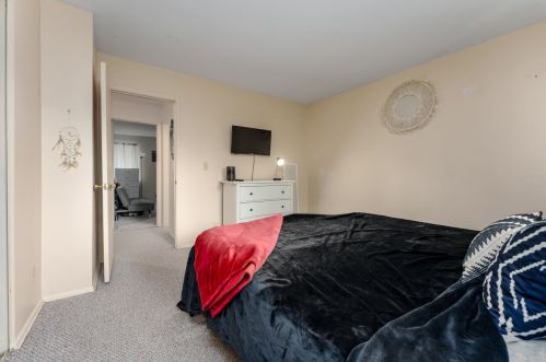 3647 Kenbrooke Ct, Kalamazoo MI 49006-5438 exterior