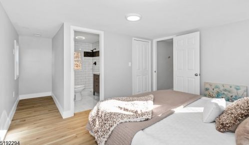 15 Shenandoah Cres, Wharton NJ  07885-2910 exterior