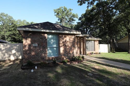 1425 Amity Ln, Dallas TX  75217-3313 exterior