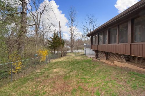 4901 Sefton Dr, Saint Louis MO 63128-2918 exterior