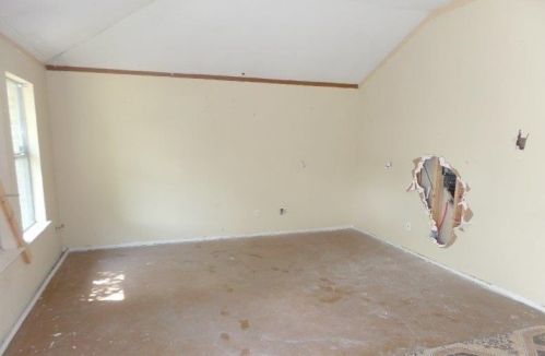 620 Delphinium Dr, Dallas, TX 75217-7788