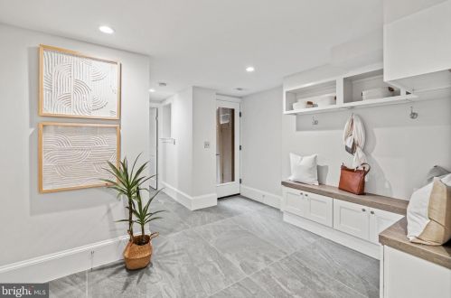 1451 Chapin St, Washington DC  20009-4510 exterior