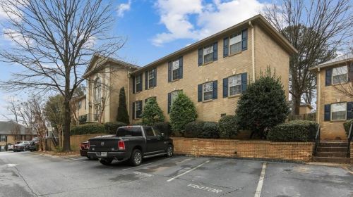 750 Dalrymple Rd, Atlanta GA  30328-1446 exterior