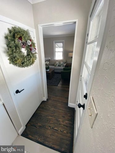 226 Sandalwood Ave, Trenton NJ 08619-2335 exterior