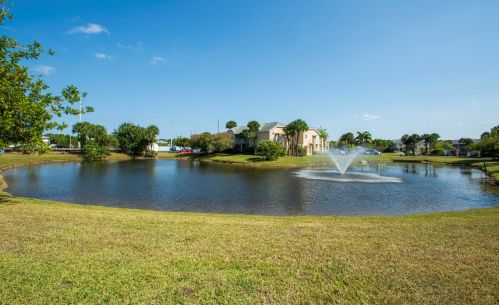 1625 Green Acres Cir, Fort Pierce FL  34952-5009 exterior