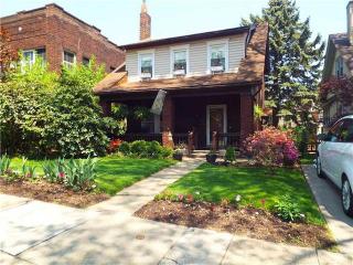 1015 Milton St, Pittsburgh PA  15218-1229 exterior