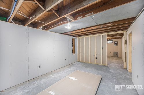 1451 Barclay St, Meskegon MI 49441-2207 exterior