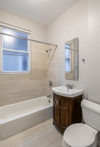 7518 Champlain Ave, Chicago IL 60619-2223 exterior