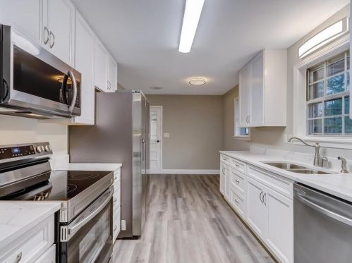 3318 Springdale Forrest Cir, Gainesville GA 30506-4212 exterior