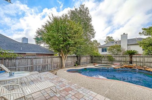 7222 Oak Walk Dr, Humble TX 77346-3174 exterior