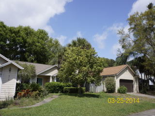 513 Lakeshore Cir, Lake Mary, FL 32746-3435