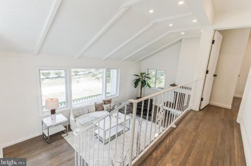 6107 Benalder Dr, Bethesda MD  20816-1007 exterior