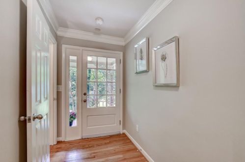 545 Forest Valley Rd, Atlanta, GA 30342-2302