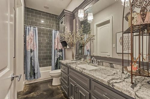 12122 Hawthorne Dr, Montgomery TX 77356-5449 exterior