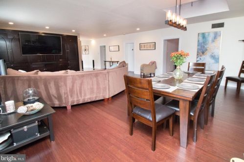 1144 4 St, Philadelphia PA 19133-3208 exterior