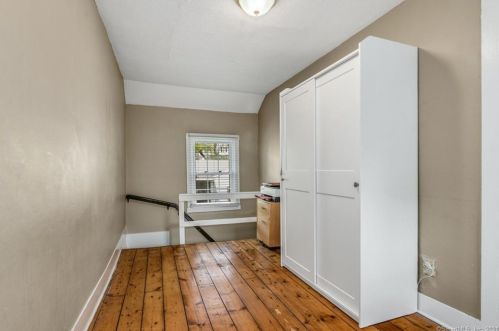 81 Clark St, Milford CT 06460-3202 exterior