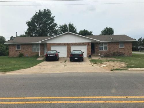 101 Campbell Dr, Springdale, AR 72762-3961
