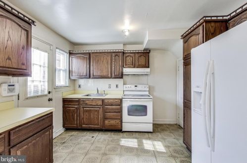 1837 T St, Washington DC 20020-4635 exterior