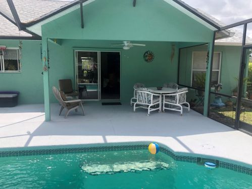 5967 Baylor Ave, Fort Pierce FL 34986-3634 exterior