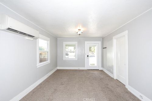 305 Palm St, Turlock CA  95380-4910 exterior