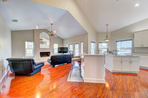 2006 Sykes Crk Dr, Merritt Island FL 32953-3065 exterior