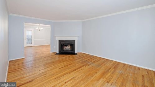 5908 Ambassador Way, Alexandria VA  22310-1748 exterior