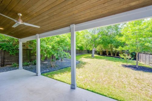 7206 Blessing Ave, Austin TX 78752-2716 exterior