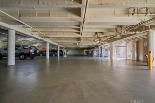 6979 Palm Ct, Riverside CA 92506-2815 exterior