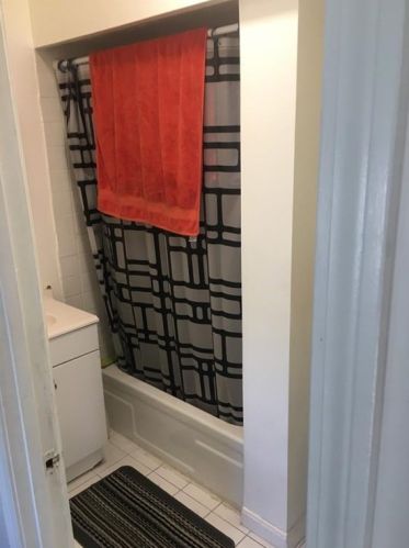 60 Duncan Ave, Providence RI 02906-1815 exterior