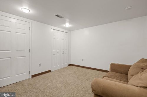 173 Ctr St, Hanover PA 17331-2828 exterior