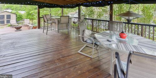 355 Stratford Ave, Camden NJ 08108-2209 exterior