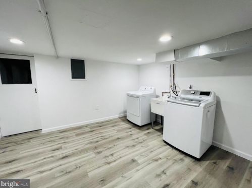 551 Gilham St, Philadelphia PA  19111-5230 exterior