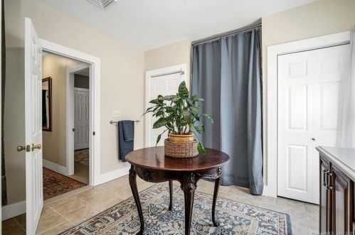 139 Church St, Seymour CT 06483-2503 exterior