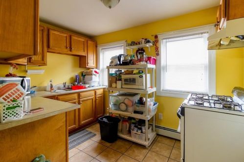 417 Charles St, Providence RI 02904-1307 exterior