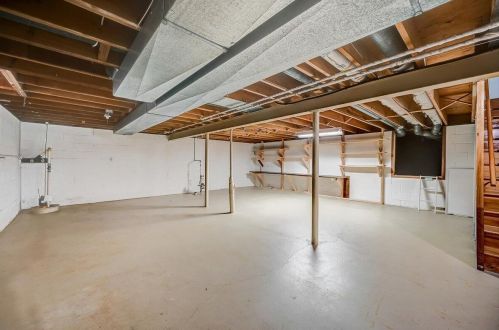 5718 24 St, Milwaukee WI 53204-1920 exterior