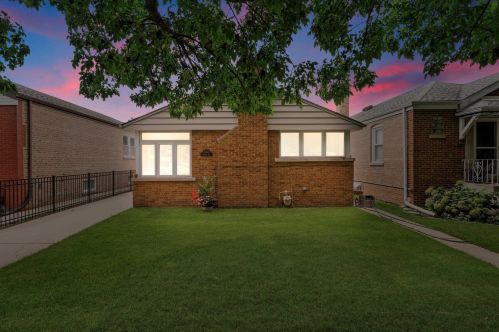 10136 Talman Ave, Chicago IL  60655-1666 exterior